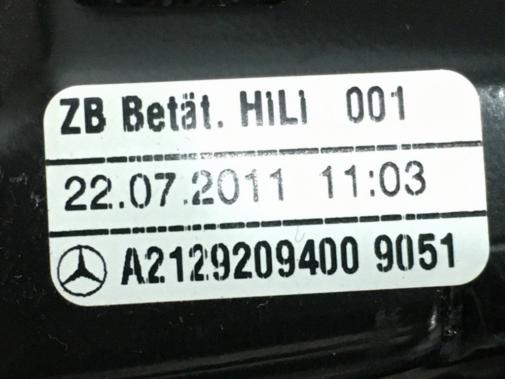 68 メルセデス ベンツ W212 E350 シートバックロック 左 A2129209100 A2129200176 A2129209400 LDA-212224C ブルーテック BE AVG H23年12月_画像9