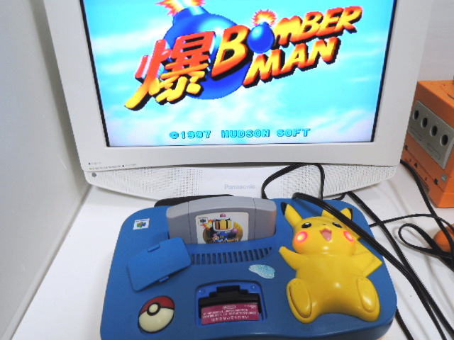 任天堂 2台セット 】 N64 ピカチュウモデル ・ゲームキューブ