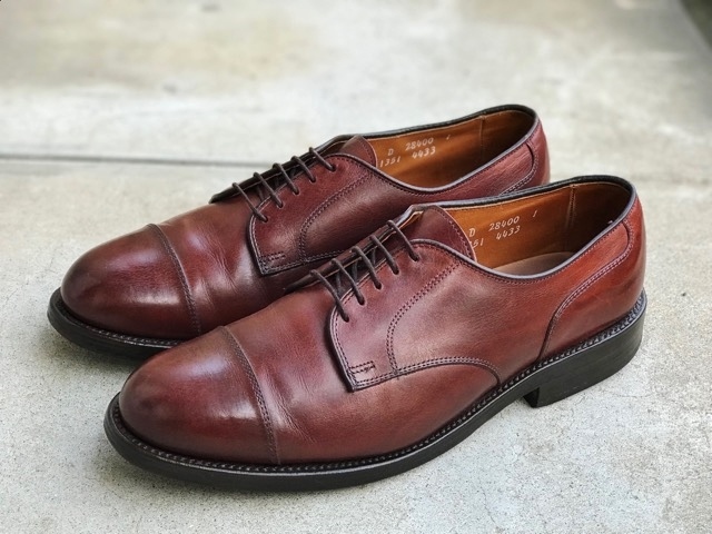 革靴 Made in USA ビジネスシューズ 【今日の超目玉】 アメリカ製【美品】フローシャイム ウィングチップ 本革 レザー US7.5EEE ドレス/ビジネス