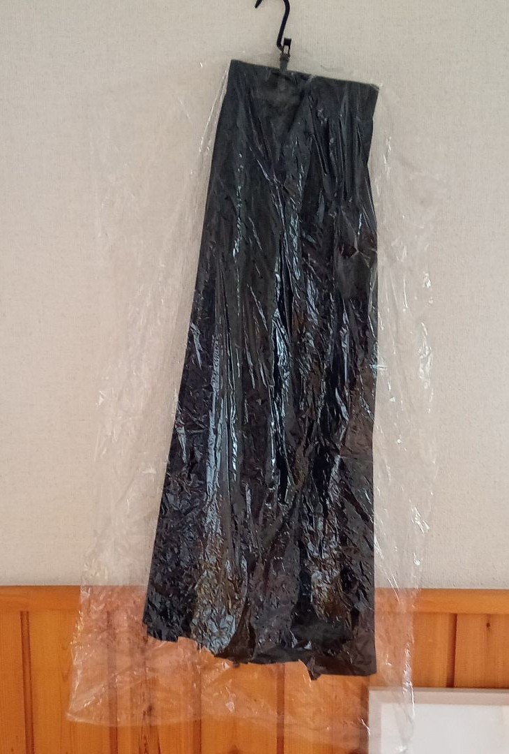 PayPayフリマ｜UNITED TOKYO ユナイテッド トウキョウ ２枚スカートセットアップ 花柄フレアスカートブラックプリーツスカート