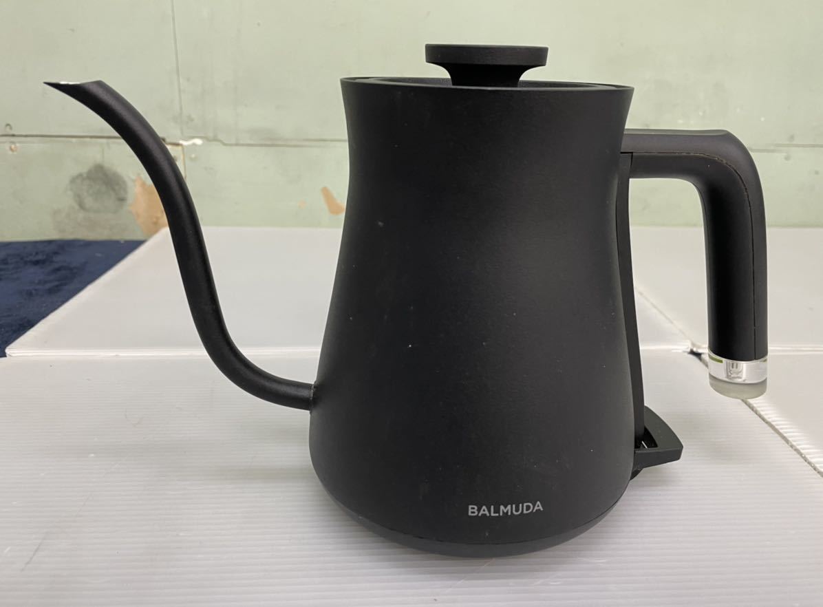 BALMUDA バルミューダ 電気ケトル K02A-BK The Pot 0.6L ブラック(電気ケトル)｜売買されたオークション情報、yahooの商品情報をアーカイブ公開  - オークファン（aucfan.com）
