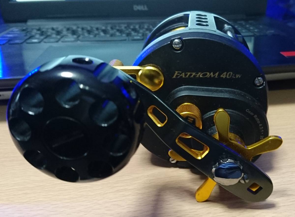 美品PENN FATHOM 40LW ノブ交換 鯉・アオ淡水大魚の記録魚狙いに 美品PENN FATHOM 40LW ノブ交換 鯉・アオ淡水大魚の記録魚狙いに
