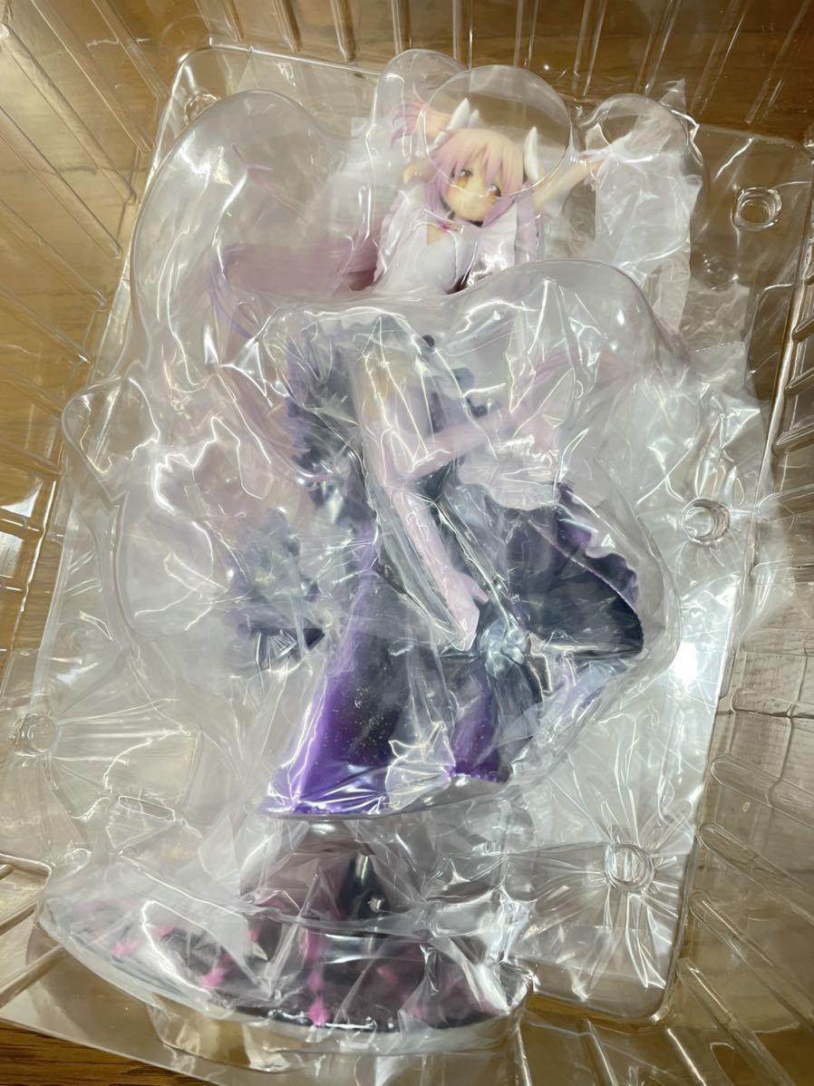 アニプレックス 1/8 フィギュア 劇場版 魔法少女まどか☆マギカ アニプレックス 1/8 フィギュア 劇場版 魔法少女まどか☆マギカ