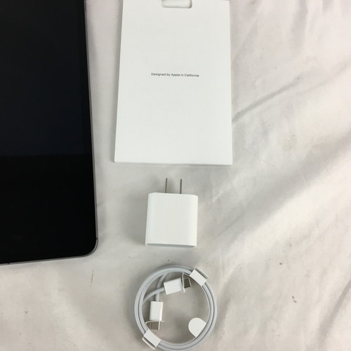 【中古美品】 Apple iPad Pro 12.9インチ 第5世代 Wi-Fi Cellular 128GB スペースグレイ MHR43J/A 【89-220511-DI-27-HOI】_画像2