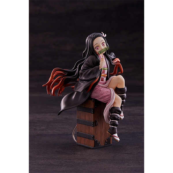 未使用品】 アニプレックス 鬼滅の刃 竈門 禰豆子 1/8スケール