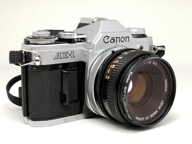 オシャレ Canon AE-1 シルバー+FD50mm f1.4 完動美品シャッター鳴き無