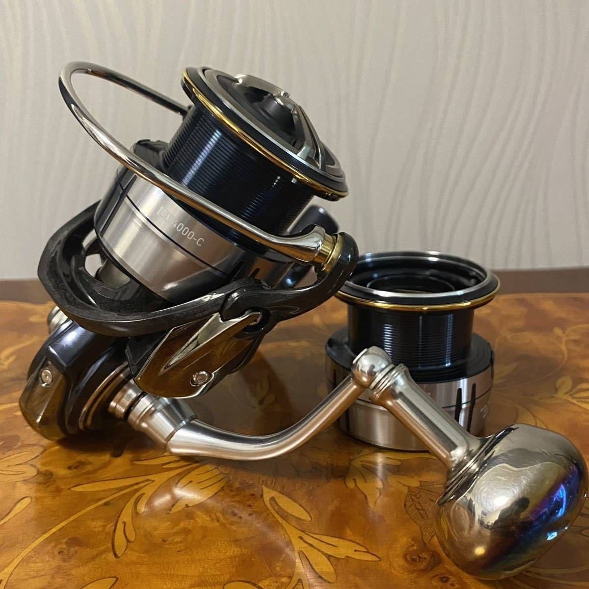 DAIWA 19セルテート4000 ハンドルノブ