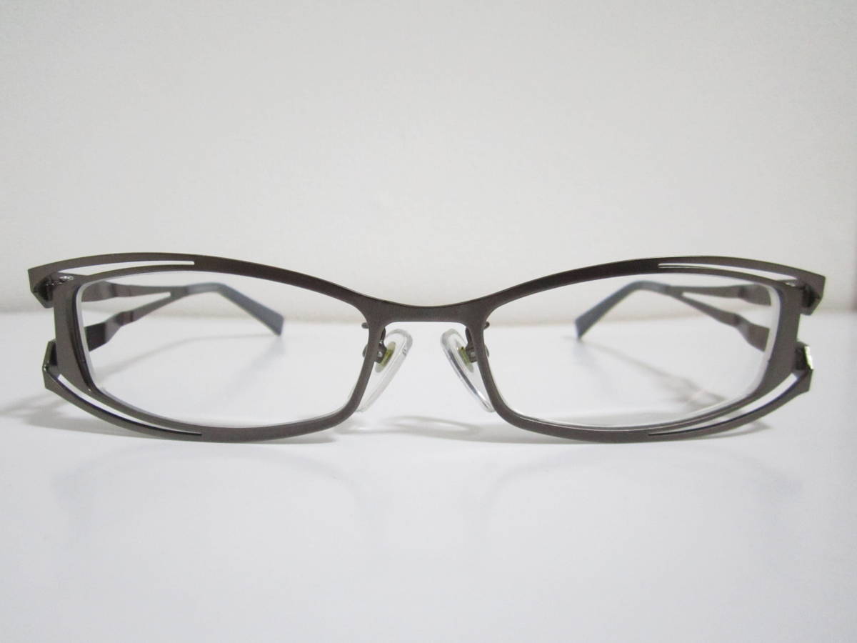 D◆Fenrir　FNR89(950)　0311G02　渋い　フェンリル　スクエア型　メタリックグレー系　眼鏡　程度良品