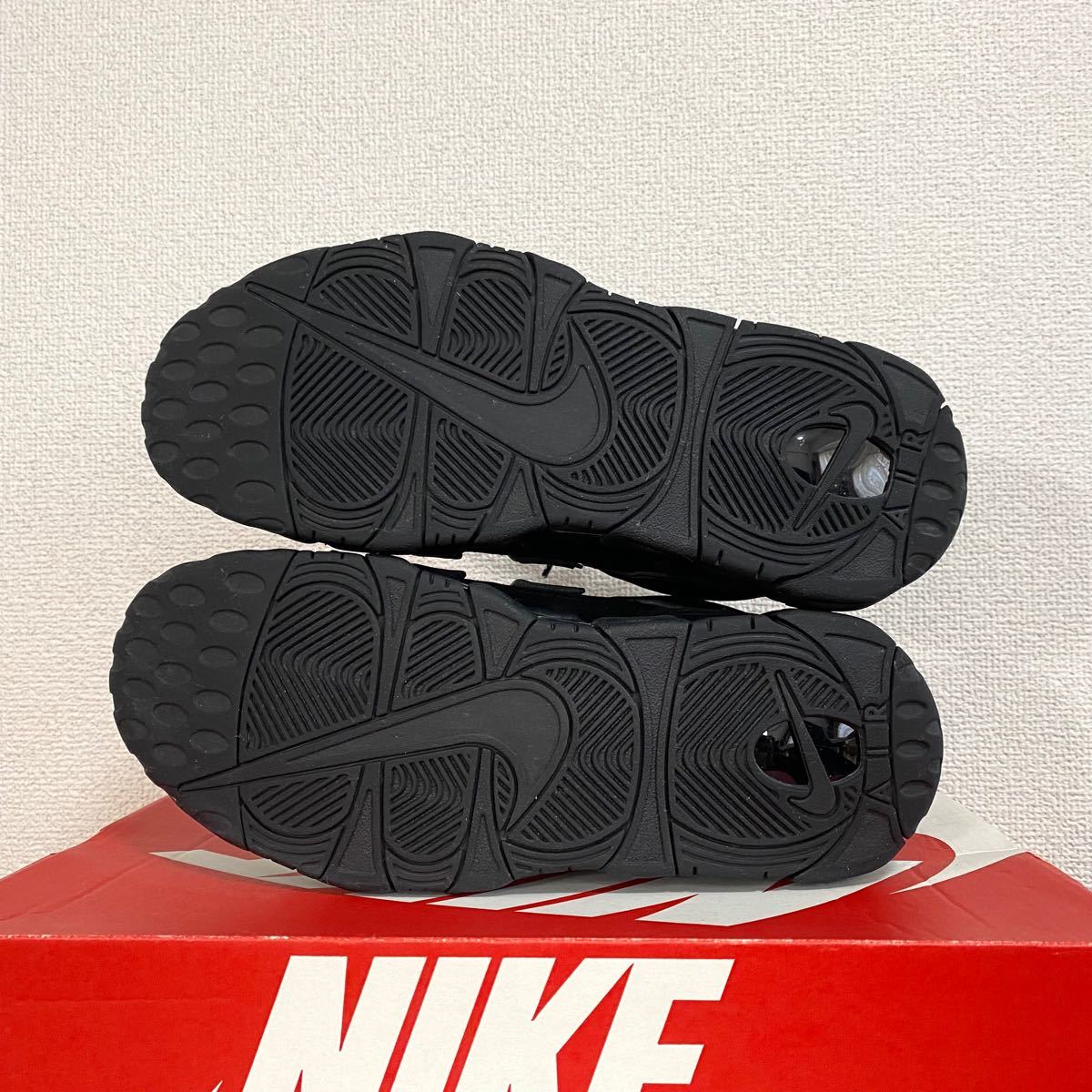美品希少 ナイキ エアモアアップテンポ モアテン トリプルブラック 26.5cm NIKE AIR MOREUPTEMPO 箱付き 半額買い物 モアテン ブラック 26.5 スニーカー