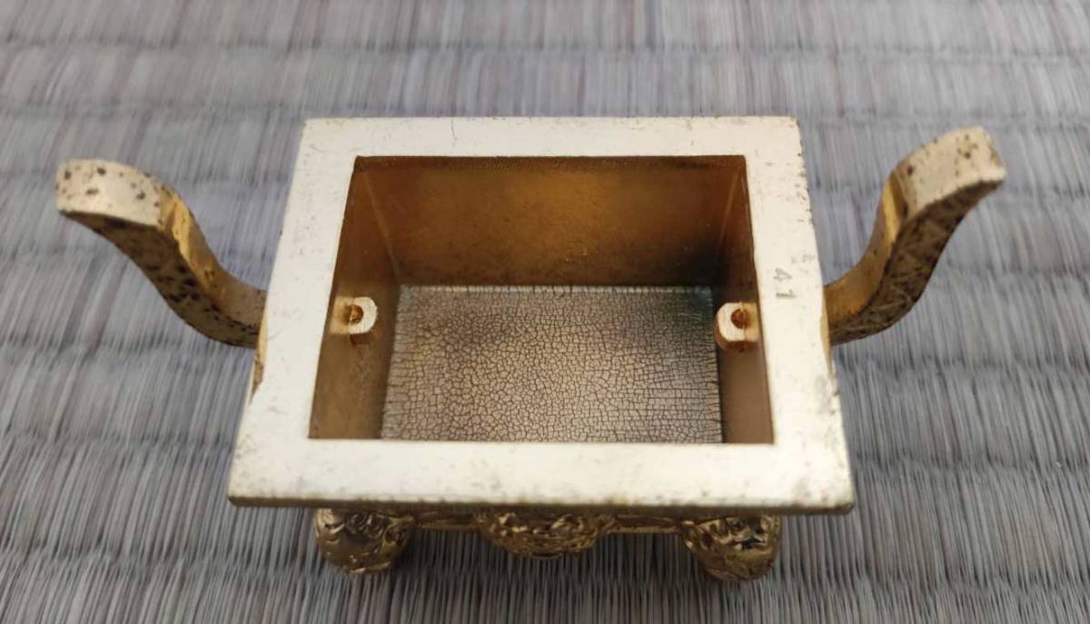 Yahoo!オークション - 獅子香炉 三具足 本山彫 / 仏具 仏壇 浄土 Yahoo!オークション - 獅子香炉 三具足 本山彫 / 仏具 仏壇 浄土