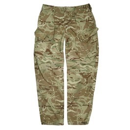 イギリス軍放出品 コンバットパンツ MTP迷彩 [ XXLサイズ / 並品 ] British Combat Trousers_画像4