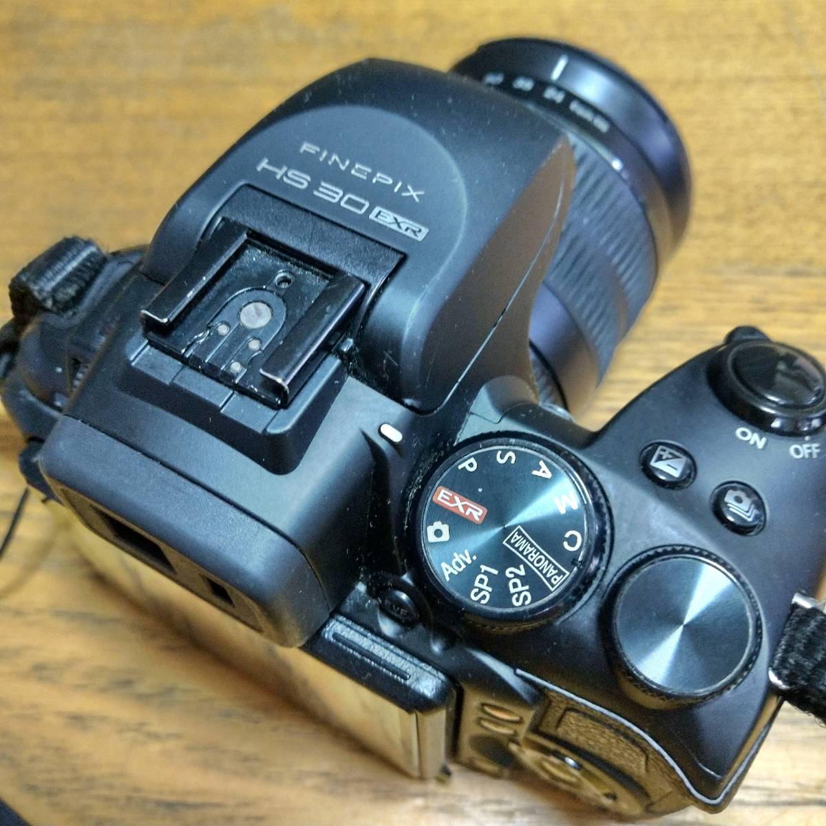 美品】☆FUJIFILM ファインピックス FinePix HS30EXR 1600万画素/CMOS