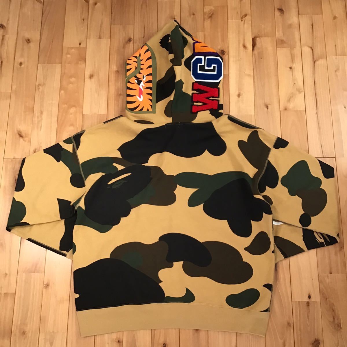 良品 A bathing ape shark bapecamo sweat XL 【期間限定お試し価格