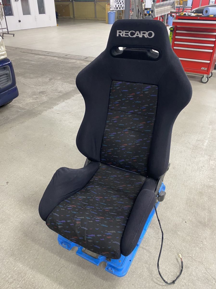 肌触りがいい レカロ 運転席側 レカロ RECARO セミバケットシートSR-3