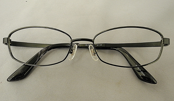 ローデンストック R2159 チタン　メガネ 眼鏡 フレームのみ RODENSTOCK TITANIUN ケース付き　日本製 made in Japan　中古美品_画像1