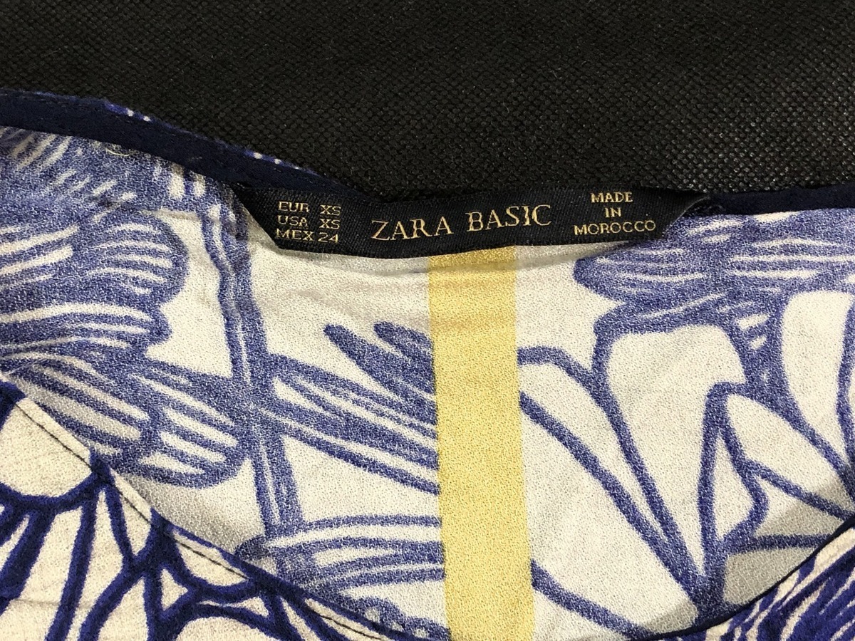 ■【ZARA】ザラ/フレンチ袖 花柄ワンピース[XS]白×紺《訳あり》_画像5