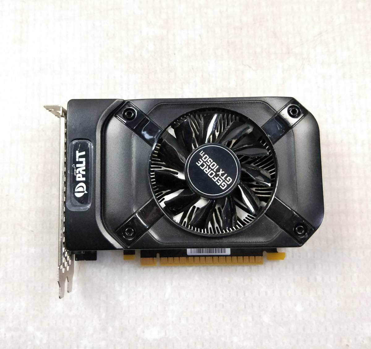 【中古パーツ】GTX1050 Ti STORMX 4096M GDDR5 128Bit DVI/HDMI/DP グラフィックポード /ビデオカード PCI-E ■XK850-2_画像1