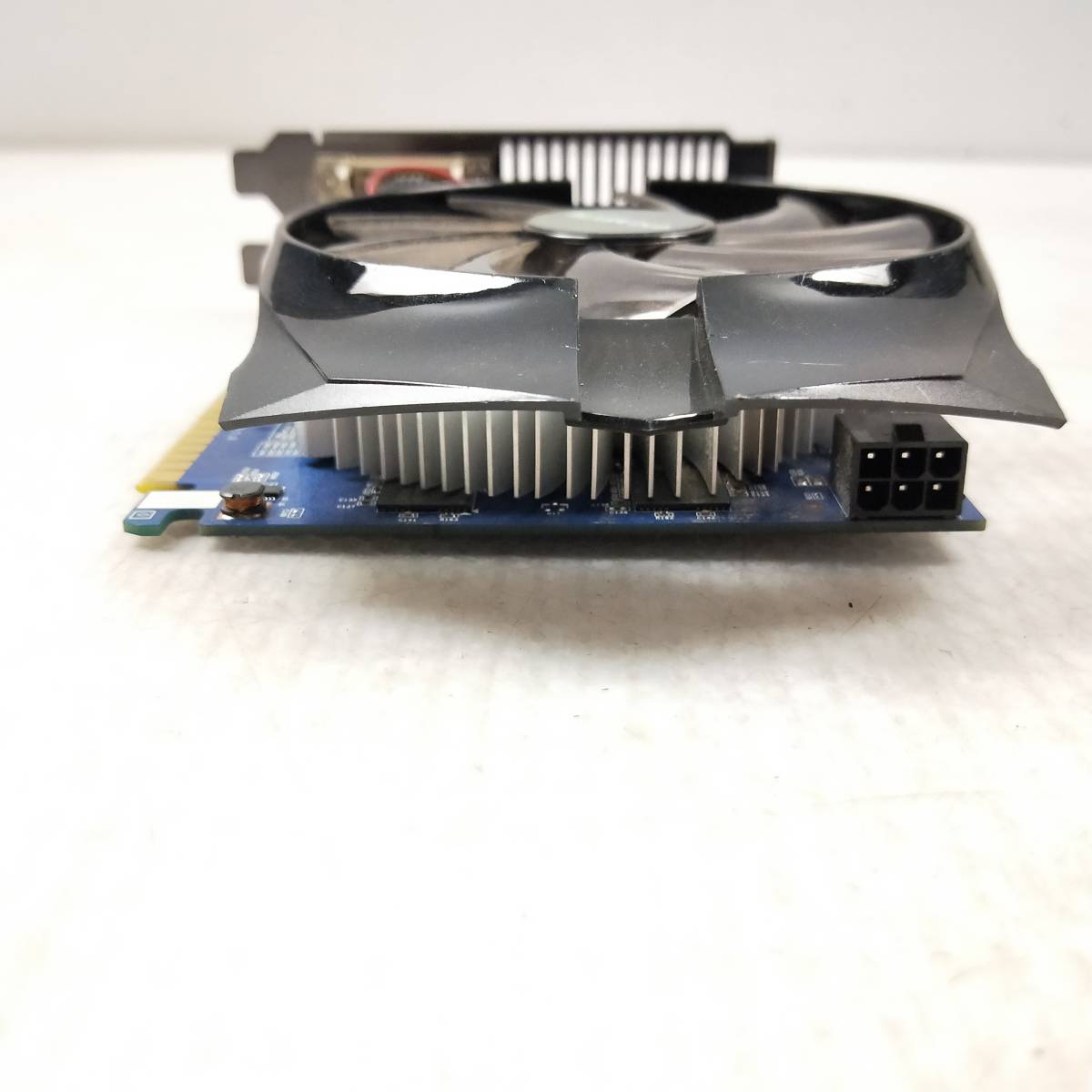 【中古パーツ】 GIGABYTE GV-N650OC-1GI VGA/HDMI/DVI グラフィックポード /ビデオカード PCI-E ■XK874-2_画像4