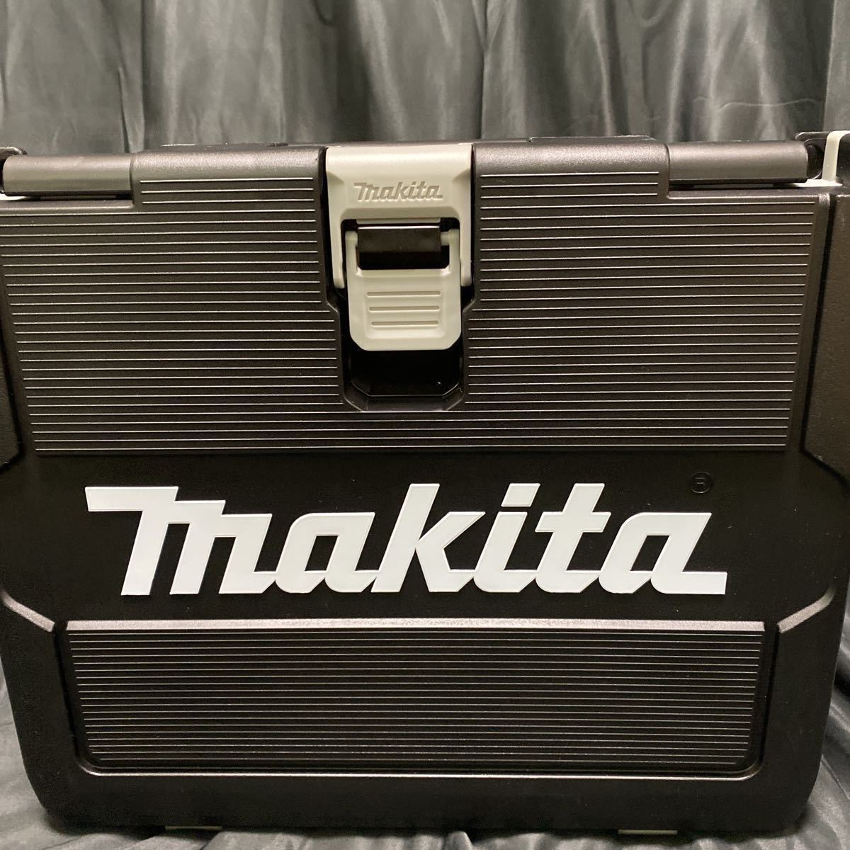 1000円~ makita マキタ 18V 充電式 インパクトドライバ TD172DGX AR