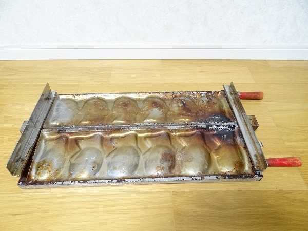 希少 ビンテージ 鯛焼き アルミ板 たい焼き器 焼き型 6匹 レトロ 希少 ビンテージ 鯛焼き アルミ板 たい焼き器 焼き型 6匹 レトロ