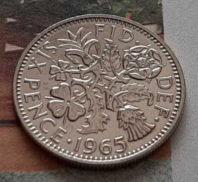 幸せのシックスペンス イギリス ラッキー6ペンス 英国コイン 美品です 本物 19.5mm 2.8gram クィーンのブライアンがギターピック_画像4