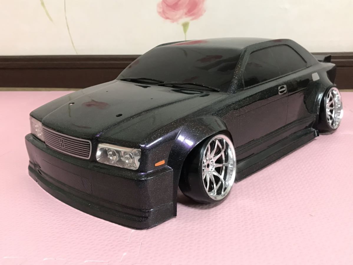 送料無料 1/10 日産 シーマ Y32 VIPカー LED付き ラジコン 送料無料 1/10 日産 シーマ Y32 VIPカー LED付き ラジコン