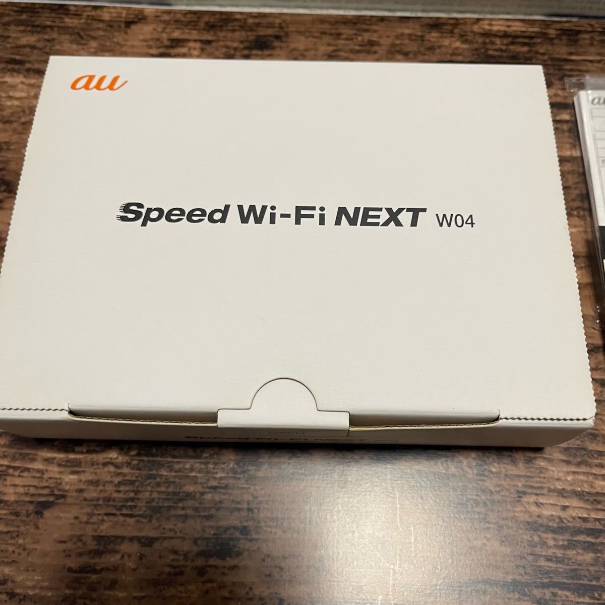 au WiMAX2+ ワイマックス Speed Wi-Fi NEXT W04 