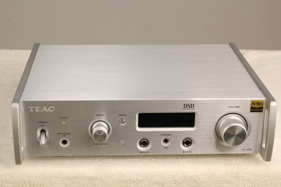 TEAC UD-505 シルバー USB DAC ヘッドフォンアンプ - オーディオ機器