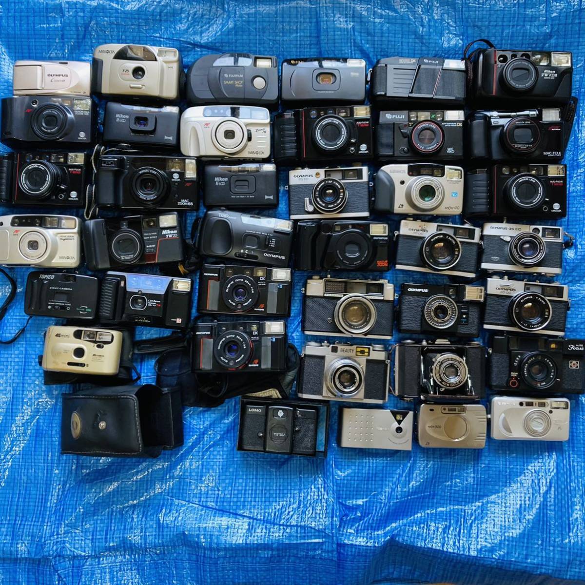 【ジャンク】フィルムカメラまとめ売りNIKON PENTAX CANON その他 1円売り切り 1箱 ジャンク 一眼レフ コンパクトフィルムまとめ