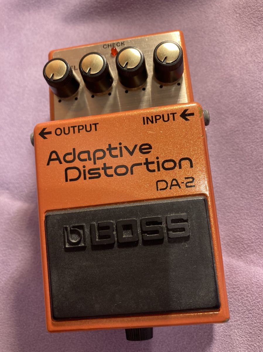 BOSS DA-2 Adaptive Distortion www.distribella.com
