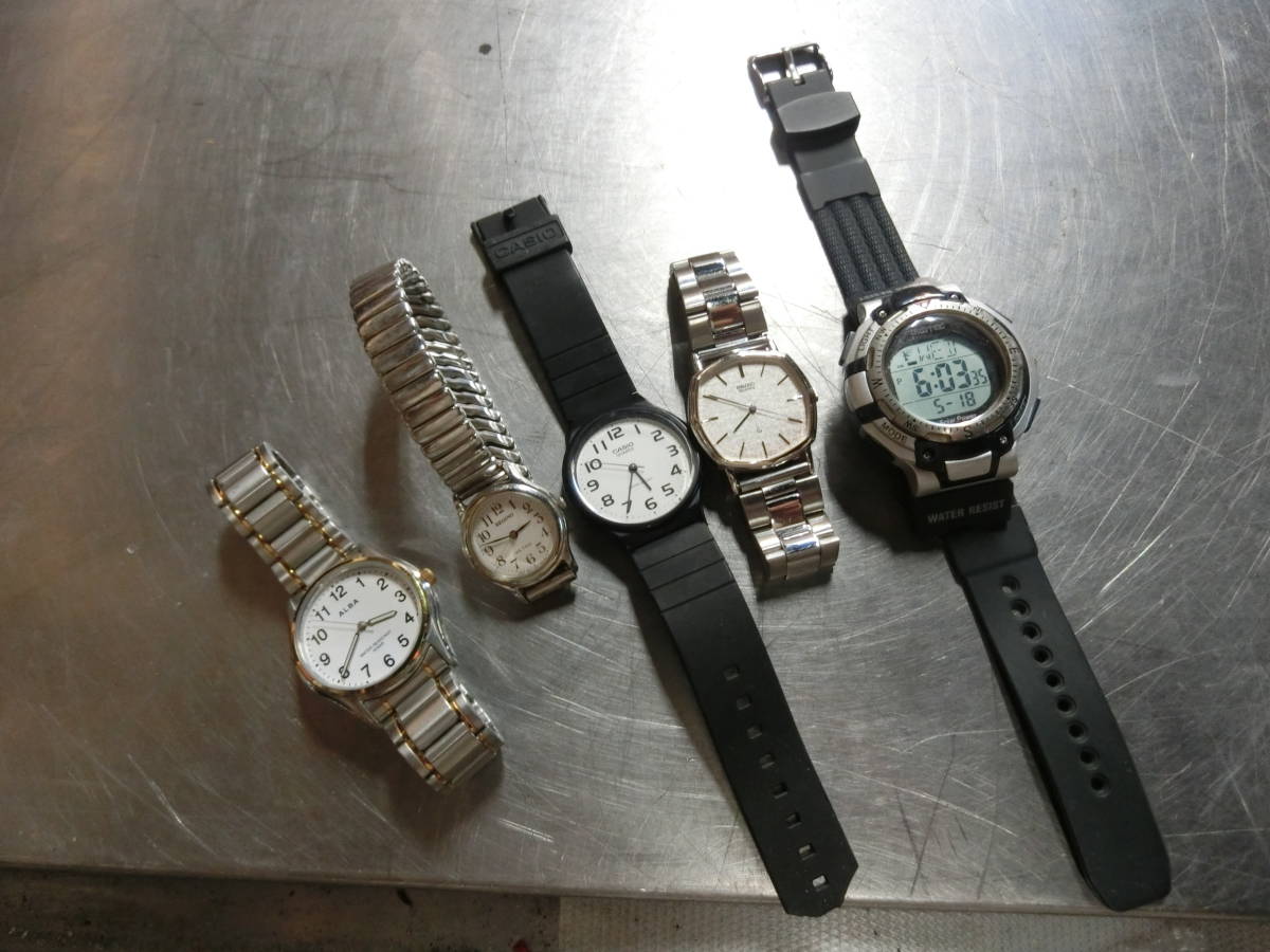 ○ SEIKO CASIO ALBA REGUNO DIGITEC　腕時計　まとめて　５本　_画像1