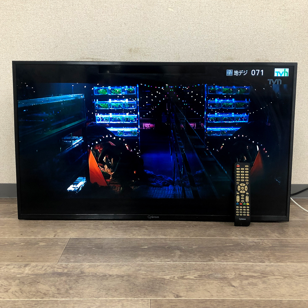 Qriom 山善 フルハイビジョン 液晶テレビ 40V型 QRT-40W2K 2019年製 菊