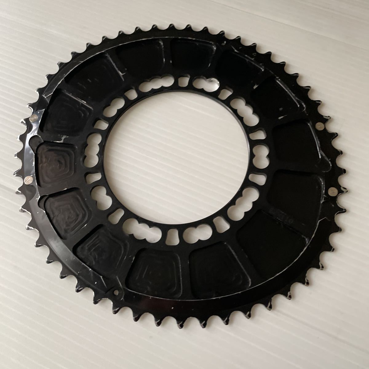 流行り の ブランド - 2024年おすすめのアイテム満載 ROTOR Q52(36)楕円チェーンリング アウターリング 110BCD Qrings チェーンリング