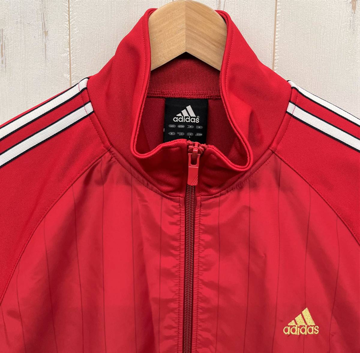 ADIDAS アディダス ＊速乾生地 ストライプ 切替 ラグラン ＊トラックトップ ジャケット ジャージ ＊L size レッド スポーツ トレーニング_画像3