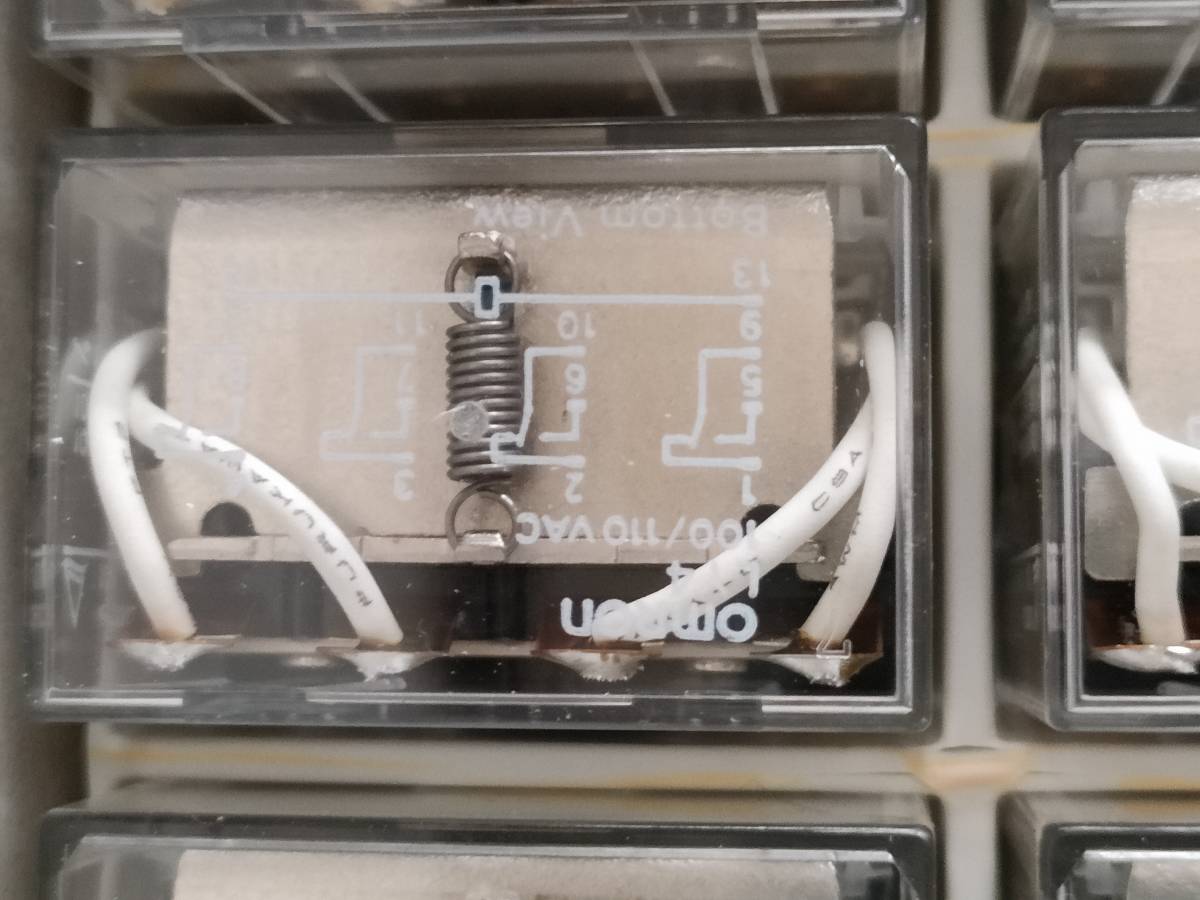 最新入荷 G-232 OMRON(オムロン) ミニパワーリレー MY4-CR AC110 10個