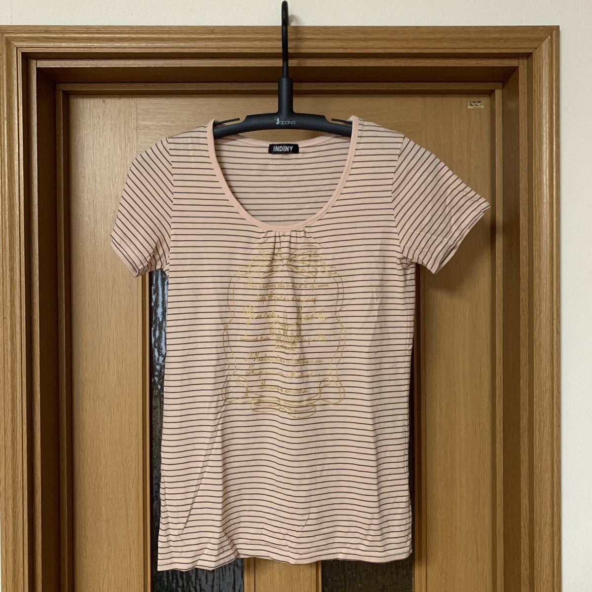 INDINY トップス Tシャツ ピンクとブラウンボーダー サイズ商品説明を参照願います 中古品 美品 1シーズン使用品 送料無料_画像1