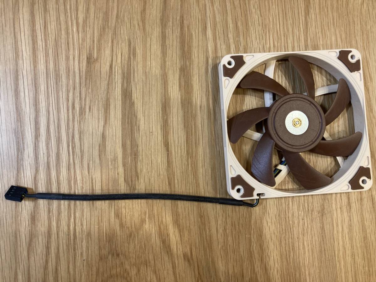 【noctua】NF-A12x15 PWM ケースファン 12cm 120mm 付属品なし本体のみ 1円〜_画像3