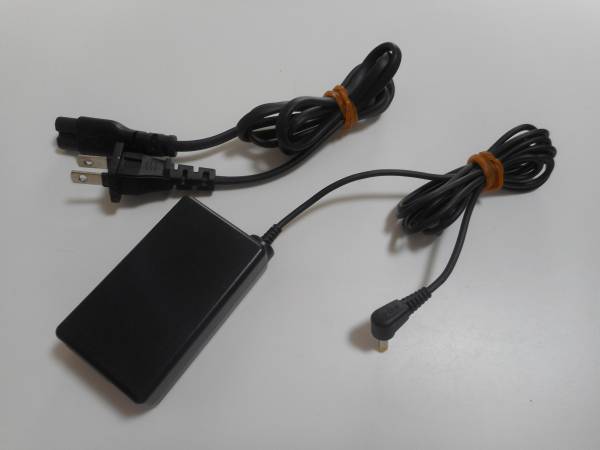 SONY　PSP　ACアダプター充電器　PSP-１００　純正品　動作OK_画像2