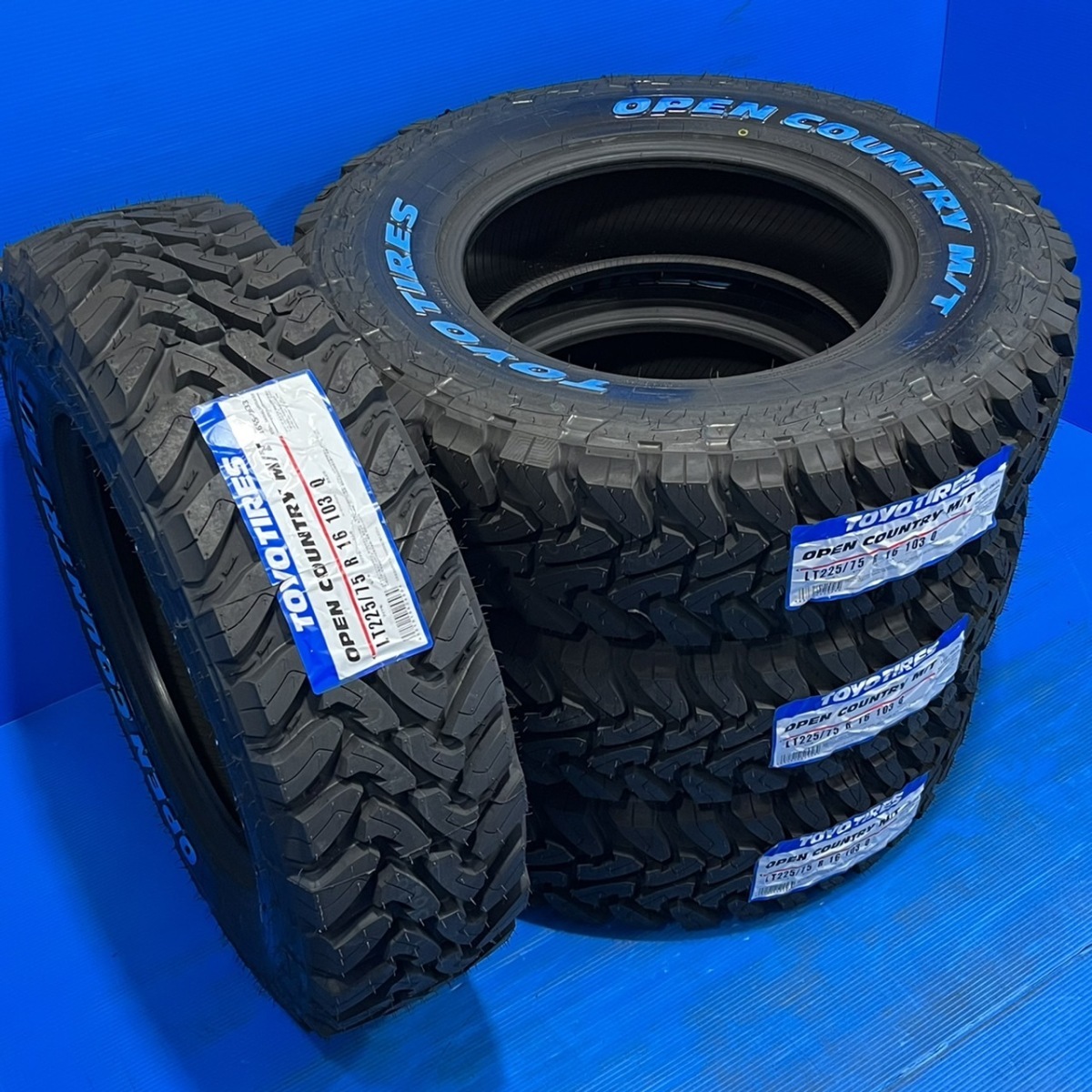 新品 即納 在庫有 4本SET TOYO OPEN COUNTRY M/T ホワイトレター 225/75R16 タイヤ トーヨー オープンカントリー_画像1