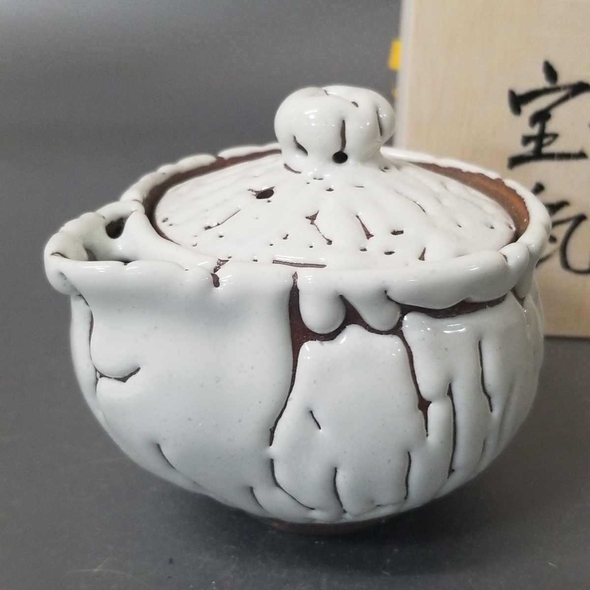 正規激安 椿34)萩焼 SENSUOUS 椿44)萩焼 トートバッグ L 宝瓶 赤ピラ