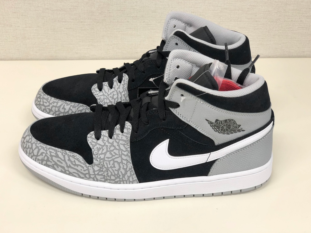 ☆新品未使用☆送料無料□NIKE/ナイキ□AIR JORDAN エアジョーダン1