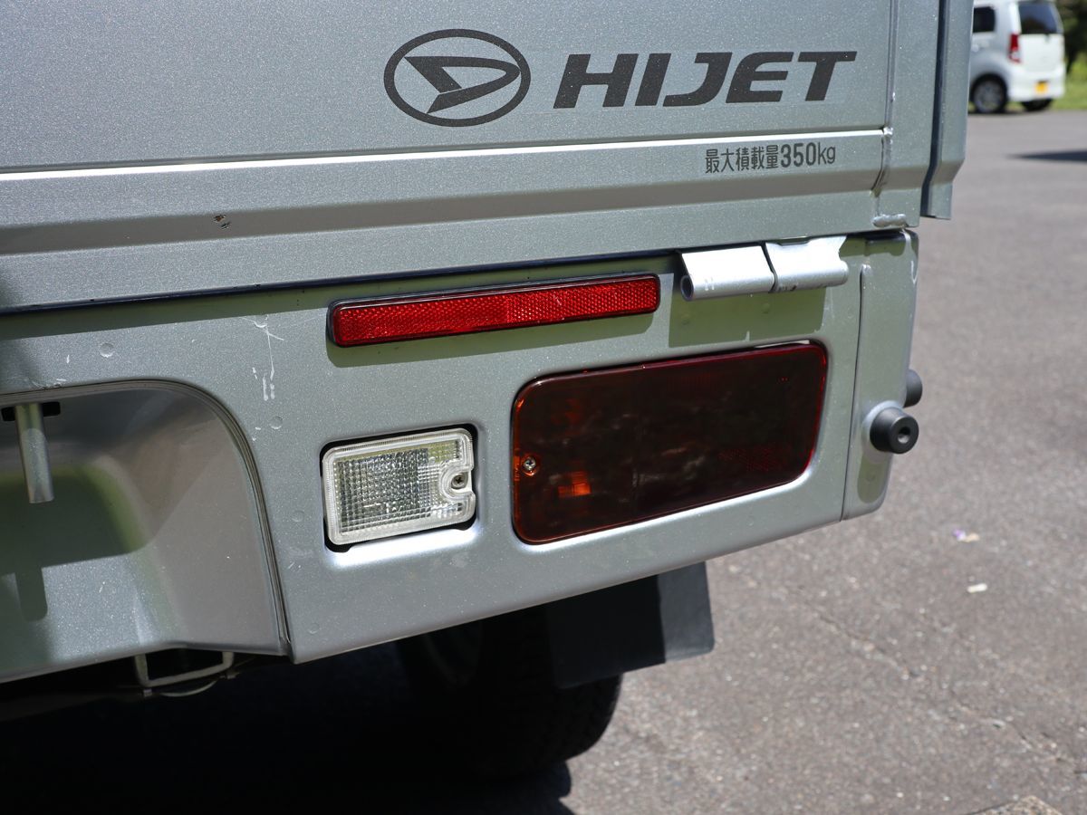 Tint+カット済み ハイゼット トラックS200P/S201P/S210P/S211P テールランプ スモークフィルム_常温で伸びのある新素材！(ドライヤー不要)
