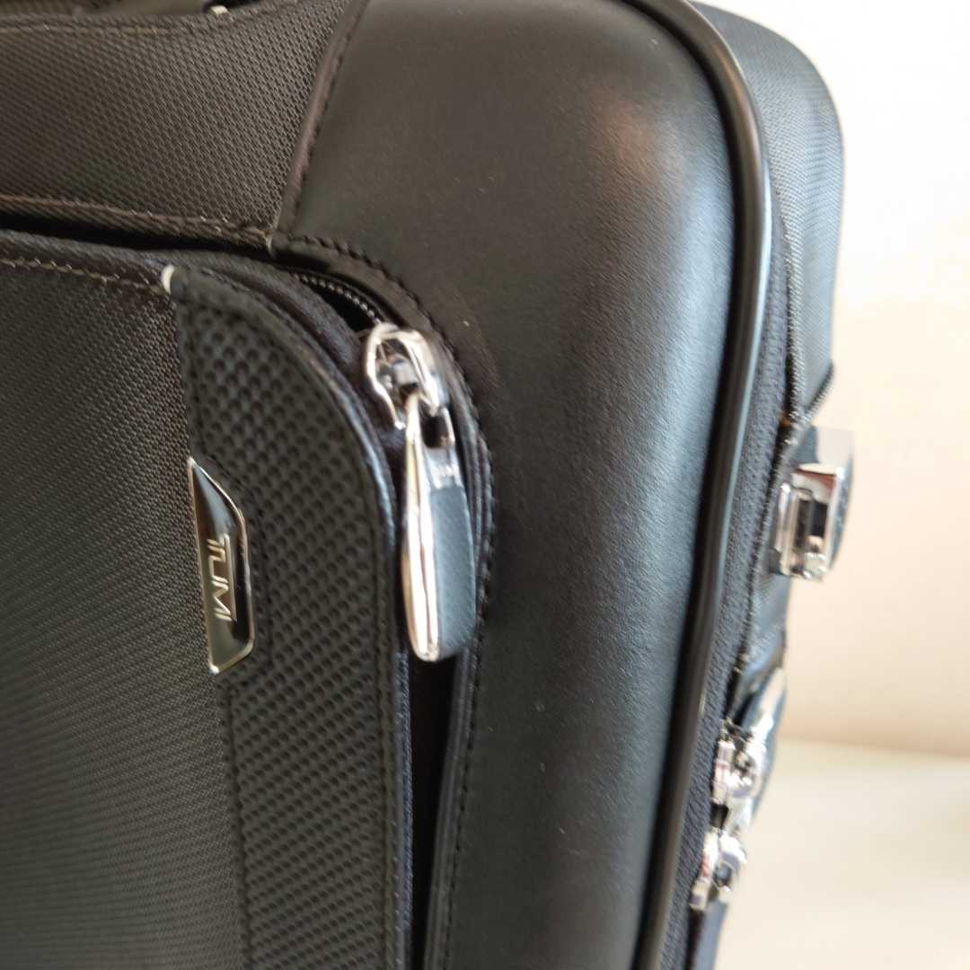 極美品】トゥミ TUMI サドラー ブリーフ アライブ ARRIVE 極美品】トゥミ TUMI サドラー ブリーフ アライブ ARRIVE