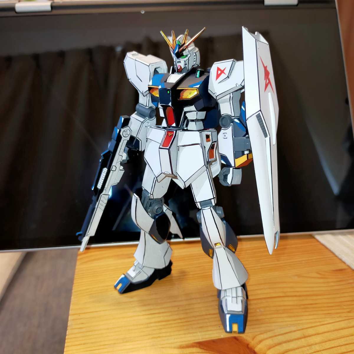 Yahoo!オークション - イラスト風模型 アニメ塗り ガンプラ Yahoo!オークション - イラスト風模型 アニメ塗り ガンプラ