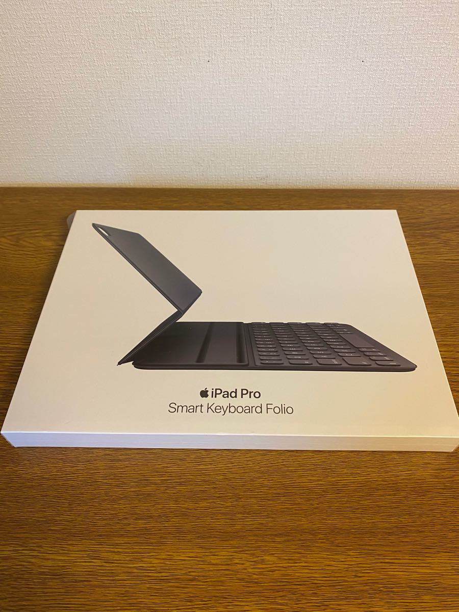 ケース】 新品 純正 Smart Keyboard Folio iPad Air 4の通販 by