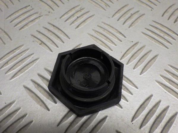 ピアジオ NRG mc3 ZAPC32000*** リアホイール センターキャップ