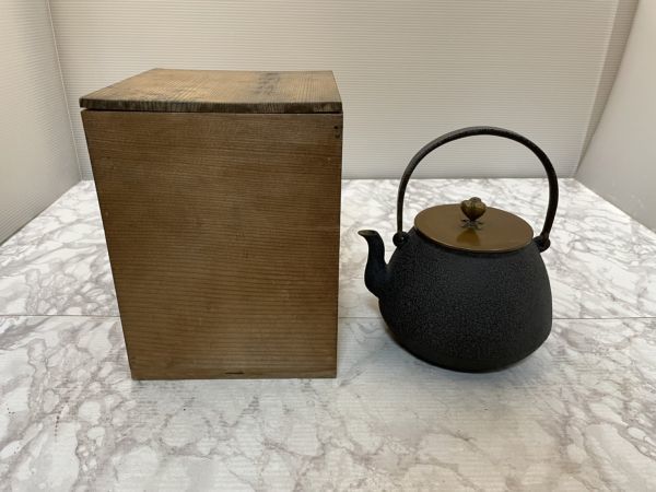 南部鉄器 宝寿堂 鉄瓶 急須 骨董 アンティーク 木箱付き www.lore.id