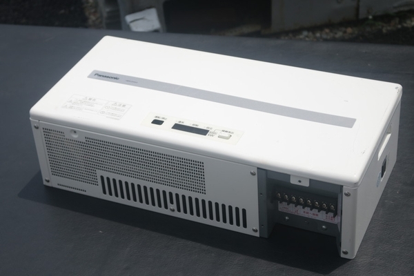 【パナソニック】(VBPC255A3)太陽光発電パワーコンディショナ 年式不明 未チェック現状品 管:ざ5153