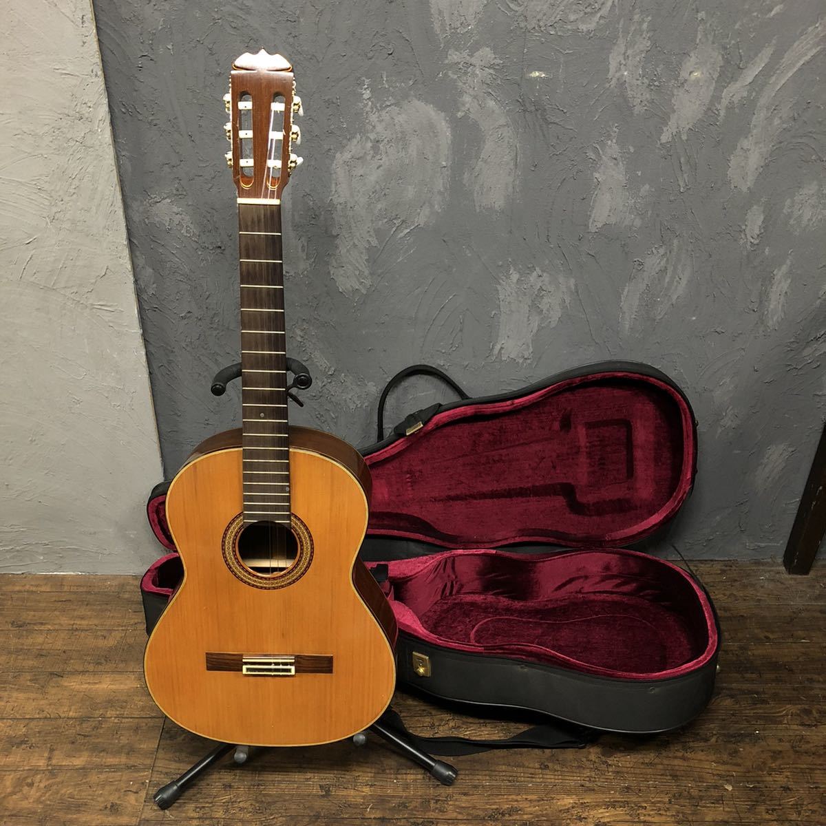 Gt1↑ sa) Ryoji Matsuoka M50 クラシックギター 松岡良治 ケース付き