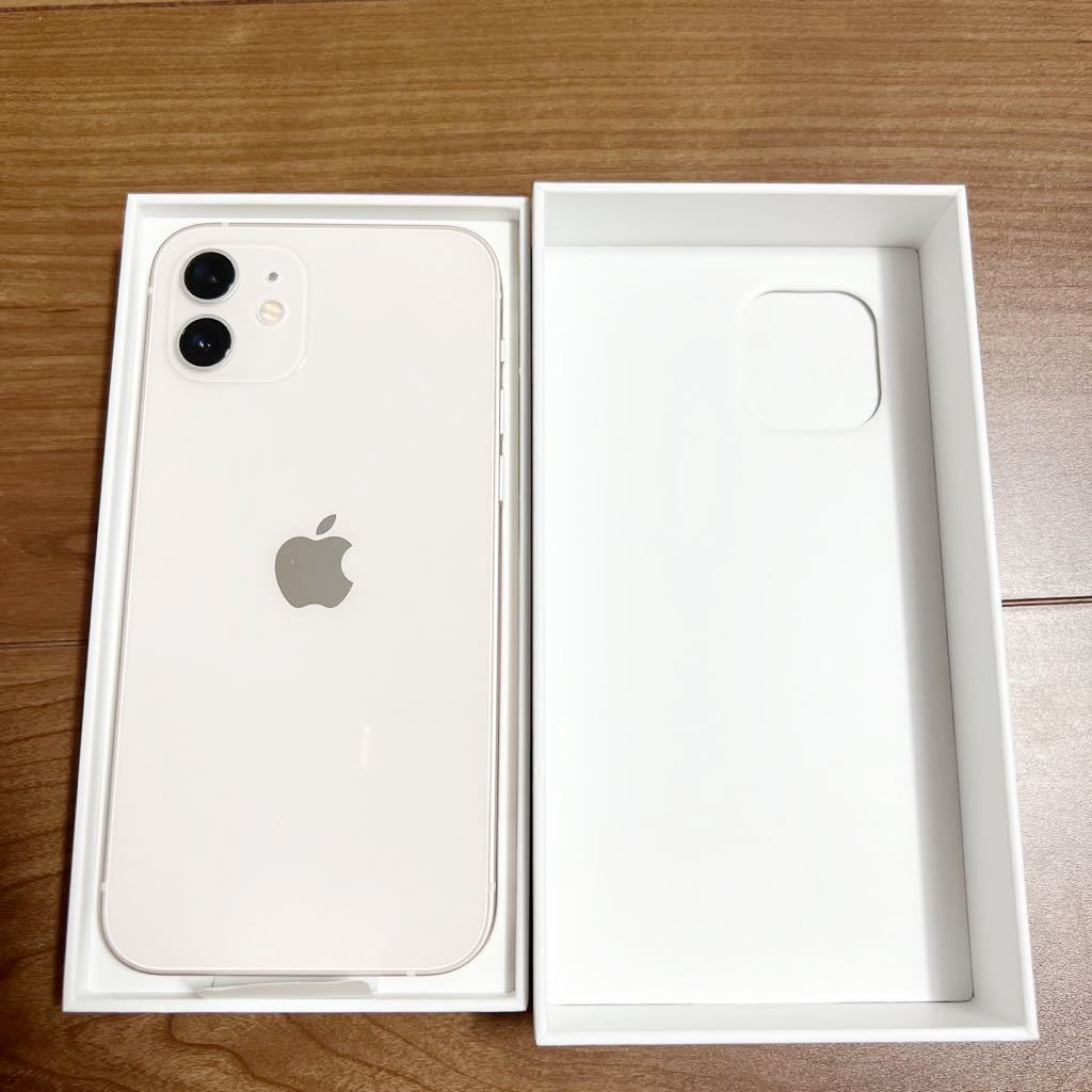 1円からスタート iPhone12 64GB ホワイト SIMロック解除済 ドコモ版